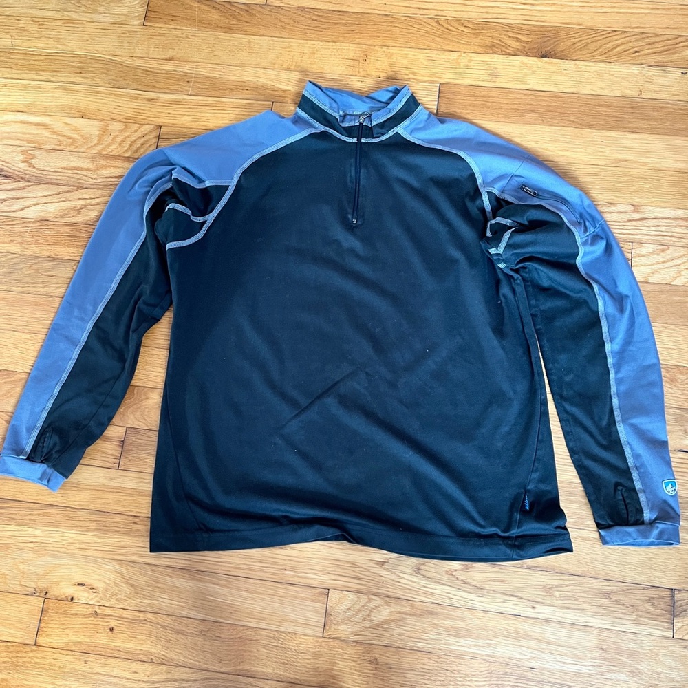 Kuhl Black and Blue Quarter-Zip Sweatshirt for Outdoor Comfort